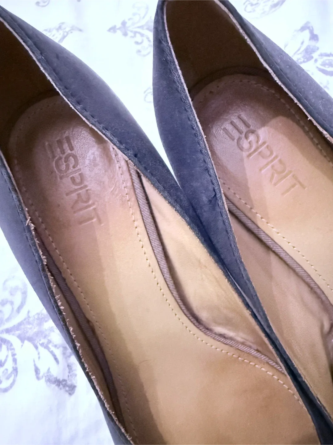 Esprit navy Heels - Size 38 image indicator(2)