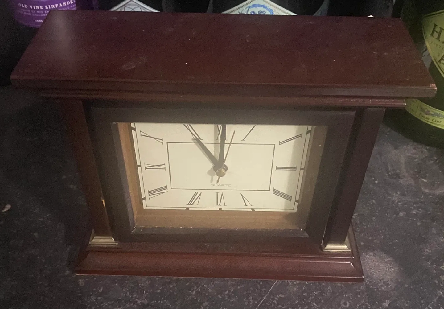 Wooden Mantel Clock image indicator(2)