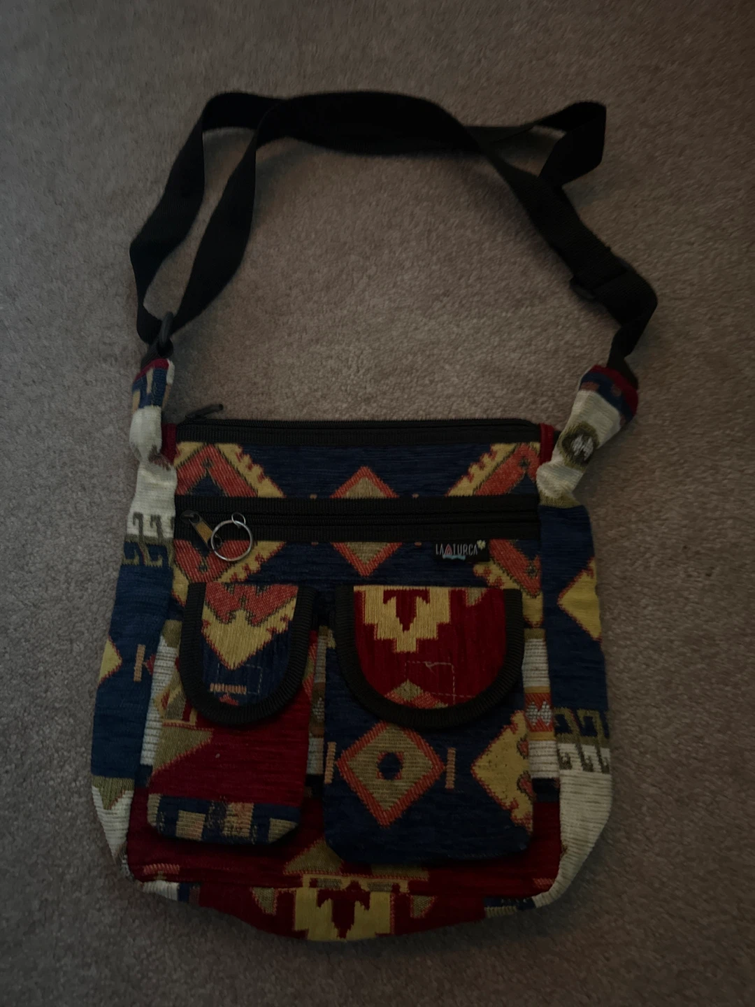 Laaturca patterned crossbody bag