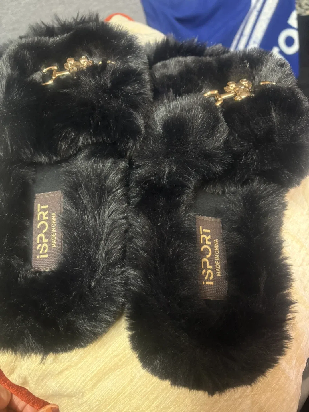 iSport Black Furry Slippers - Size 40