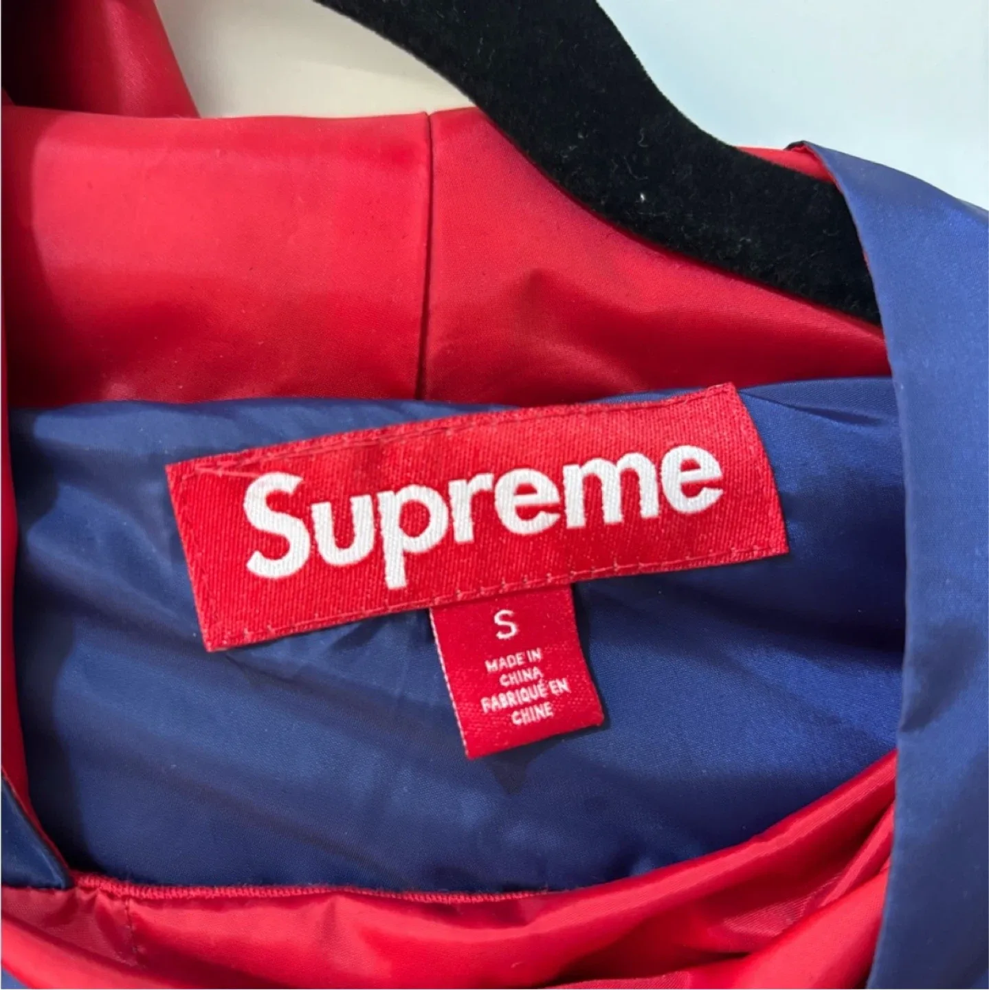 Supreme Blue and Red Windbreaker image indicator(5)