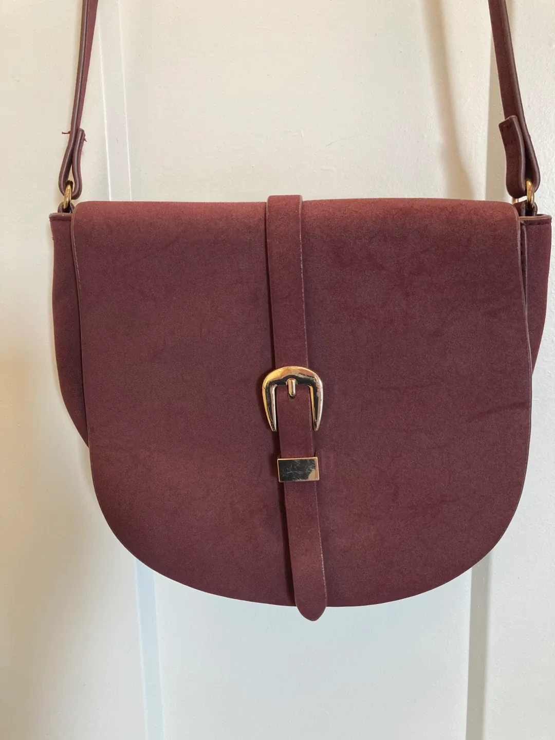 H&M Burgundy Crossbody Bag thumbnail
