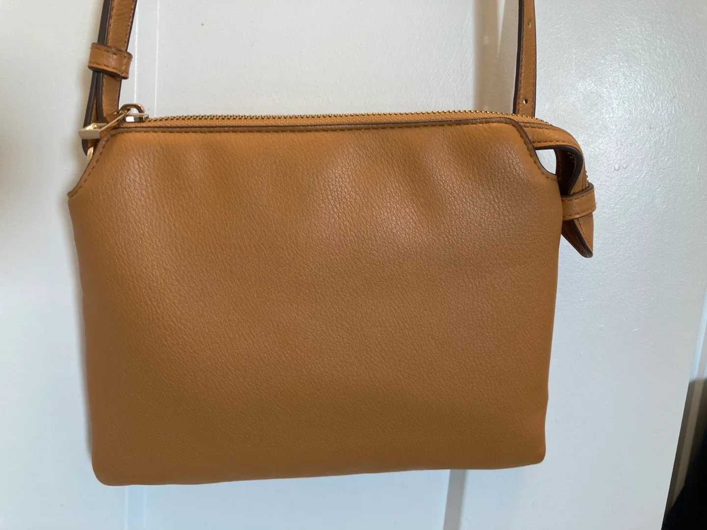 Tan Crossbody Bag image indicator(2)