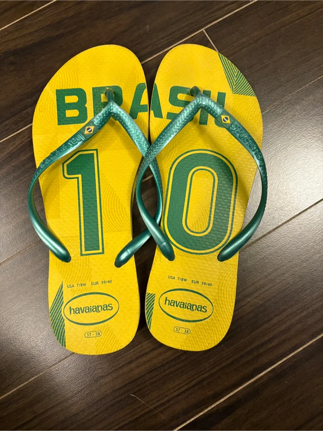 Havaianas Brazil Flip Flops - Size 7/8 thumbnail