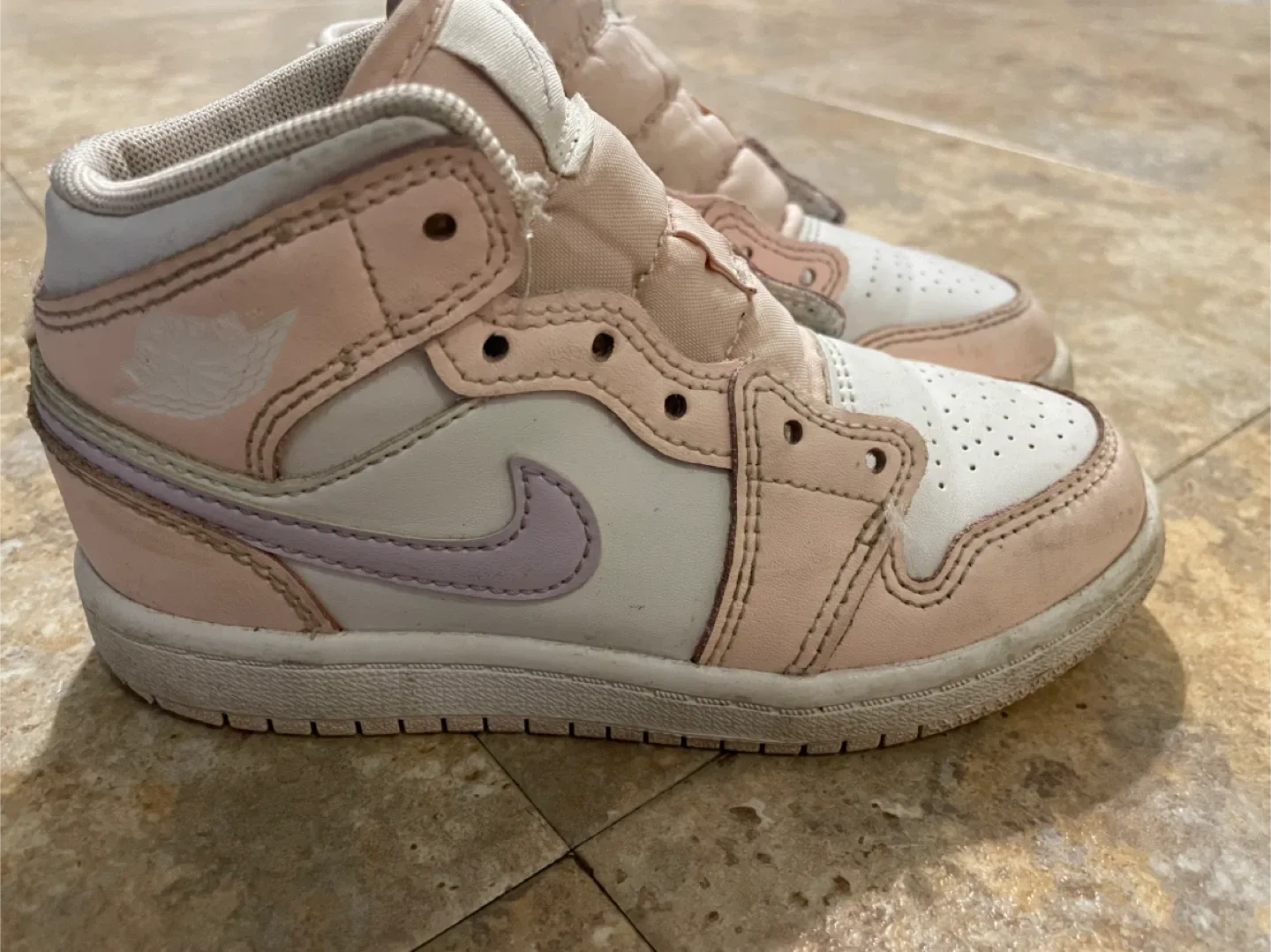 Nike Air Force & Jordan Shoes Bundle image indicator(5)