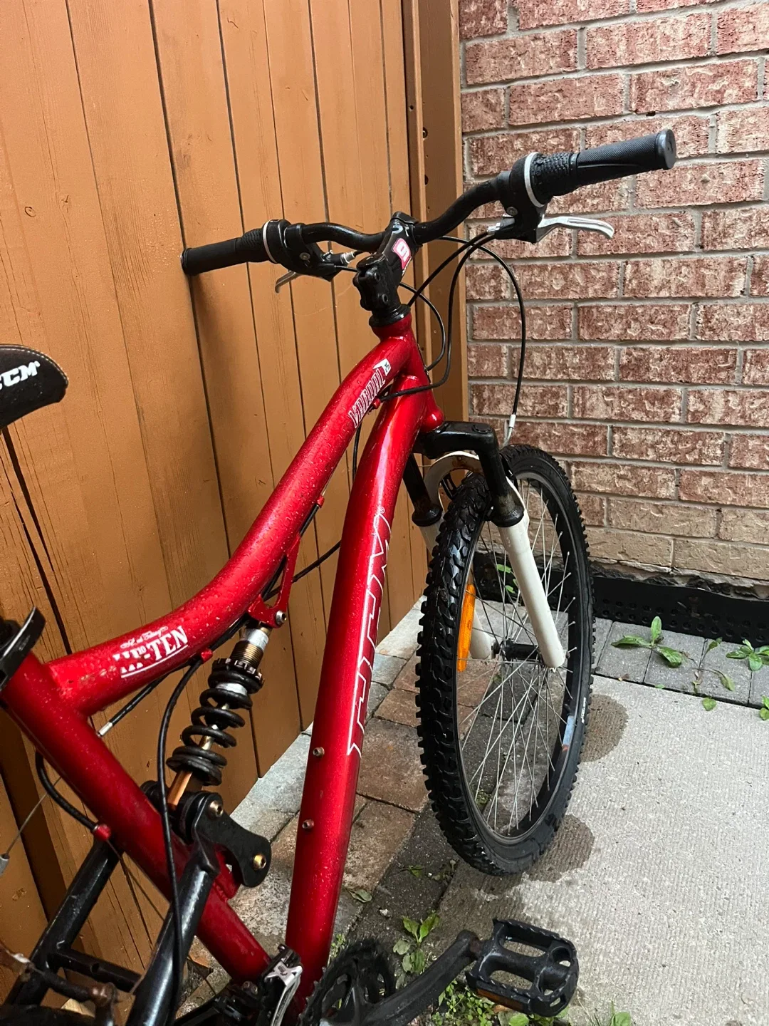 CCM Vandal Mountain Bike Dual Suspension (NEGOTIABLE) image indicator(5)