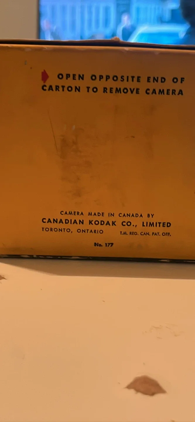 1950 Vintage Brownie Hawkeye Camera with Flash image indicator(8)