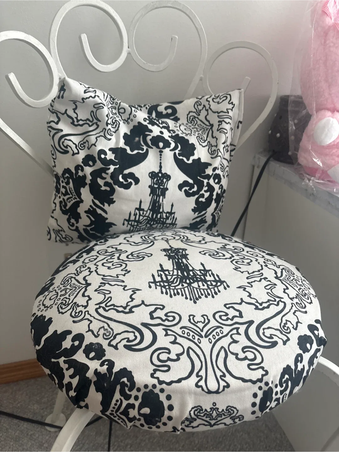 Patterned Black & White Chair thumbnail