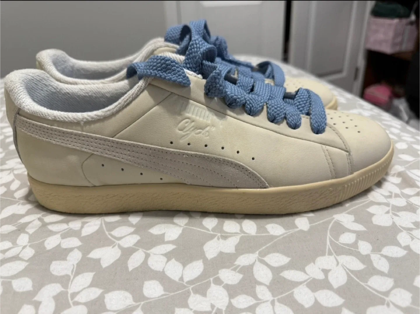 Puma Clyde Nostalgia Sneakers, Size UK 11 image indicator(3)