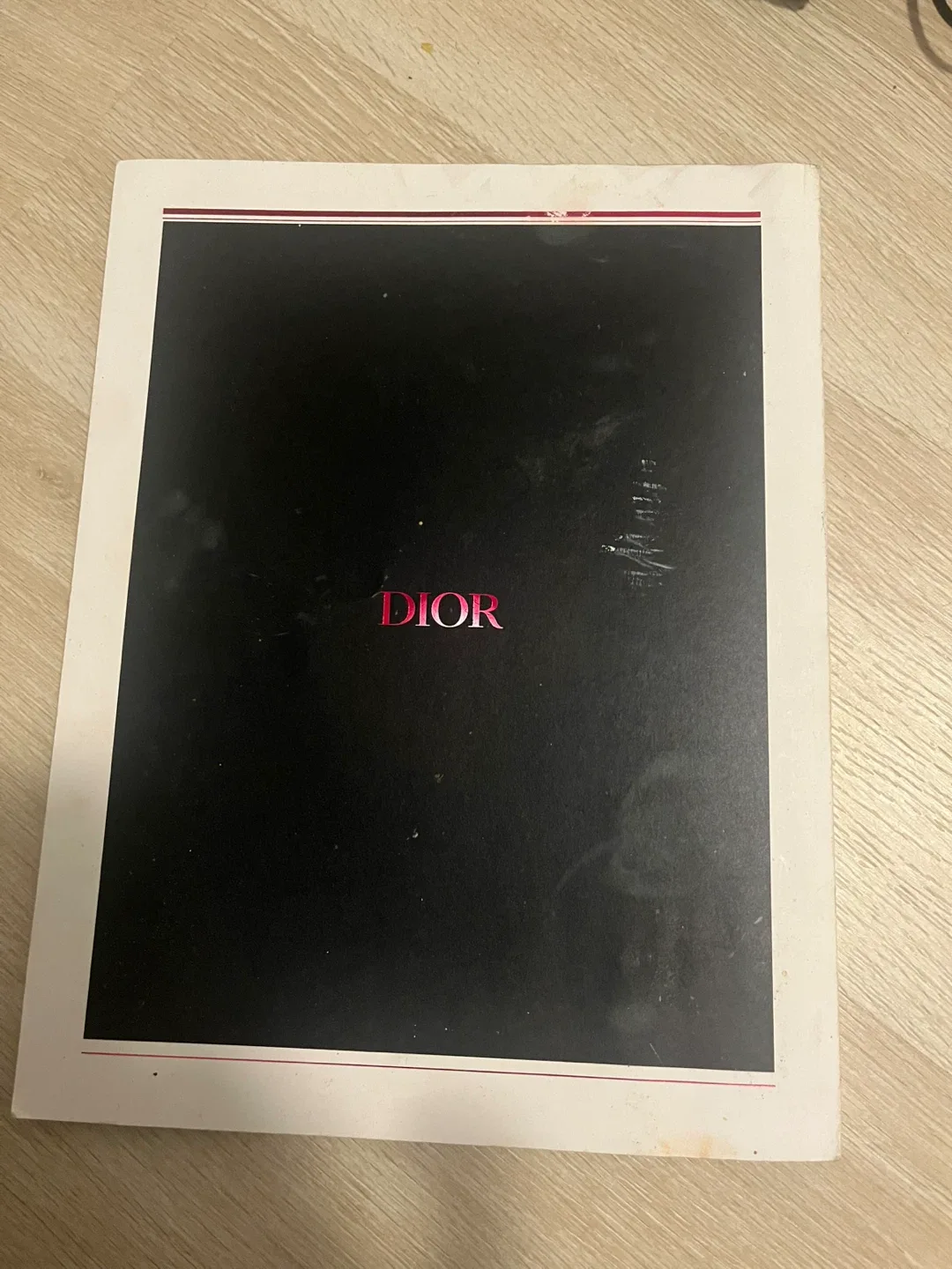 Dior Magazine No. 42 Dream Escapes image indicator(10)