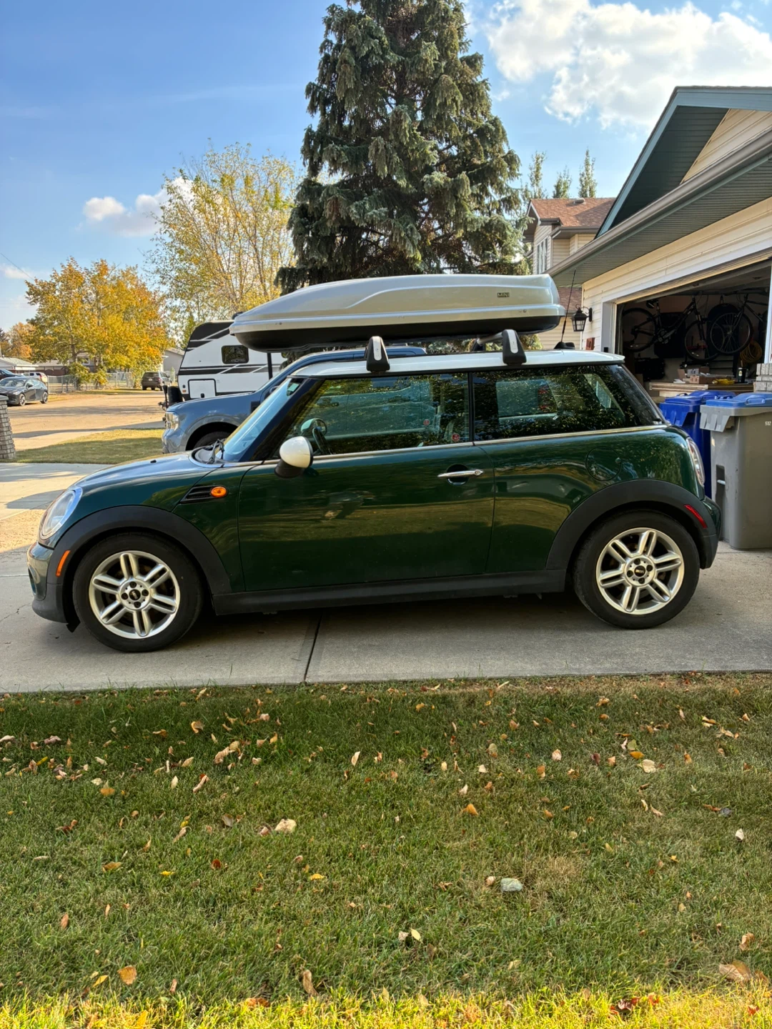 Mini Cooper w/ Roof Cargo Carrier - photo 3