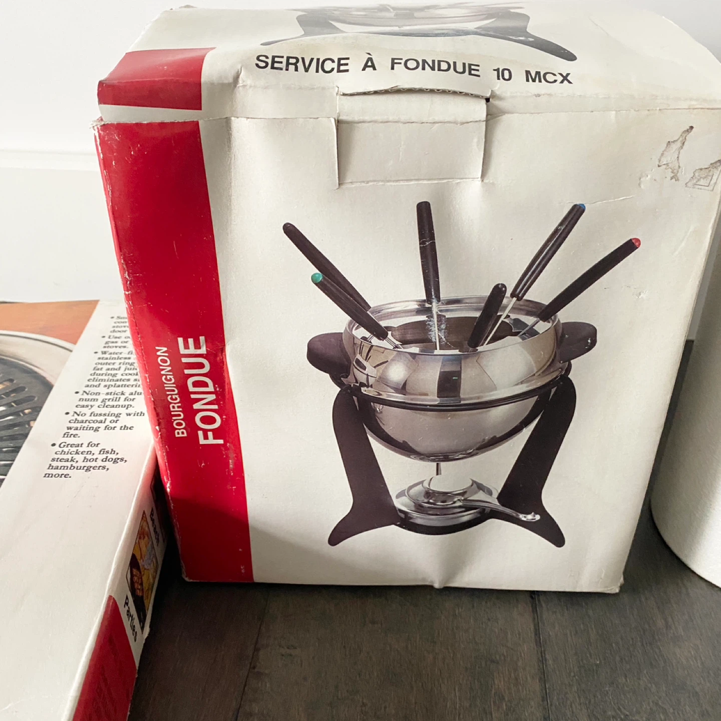 Free Stuff (Fondue set, vase, stove top grill) - photo 3