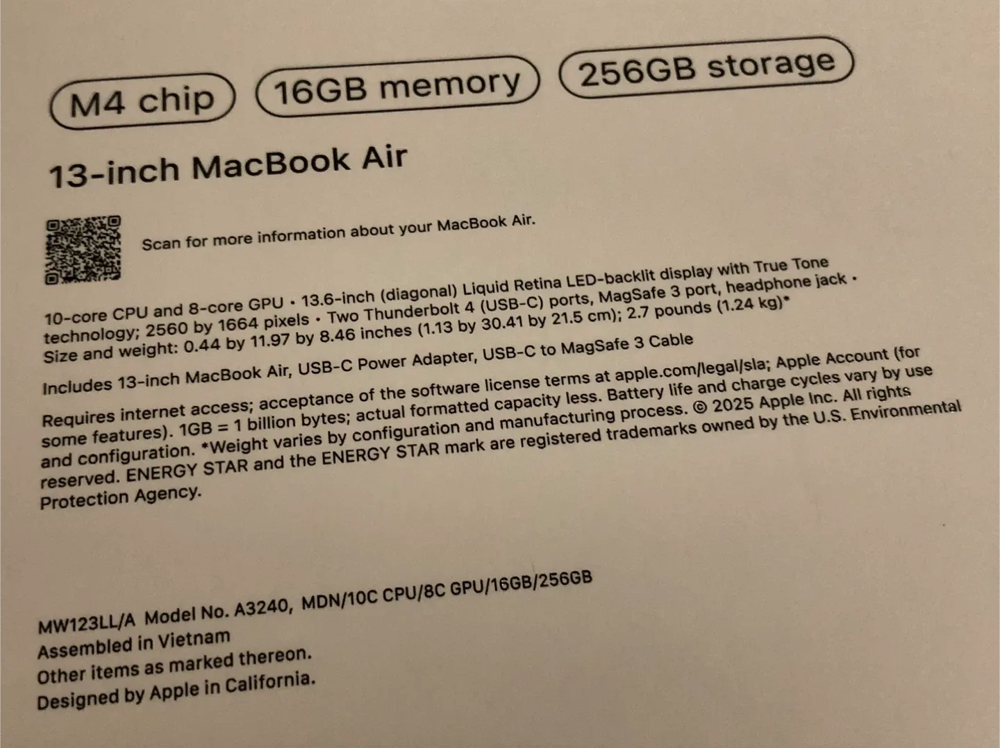 LATEST NEW SEALED 13-inch Apple MacBook Air M4 chip 16GB/256GB image indicator(3)