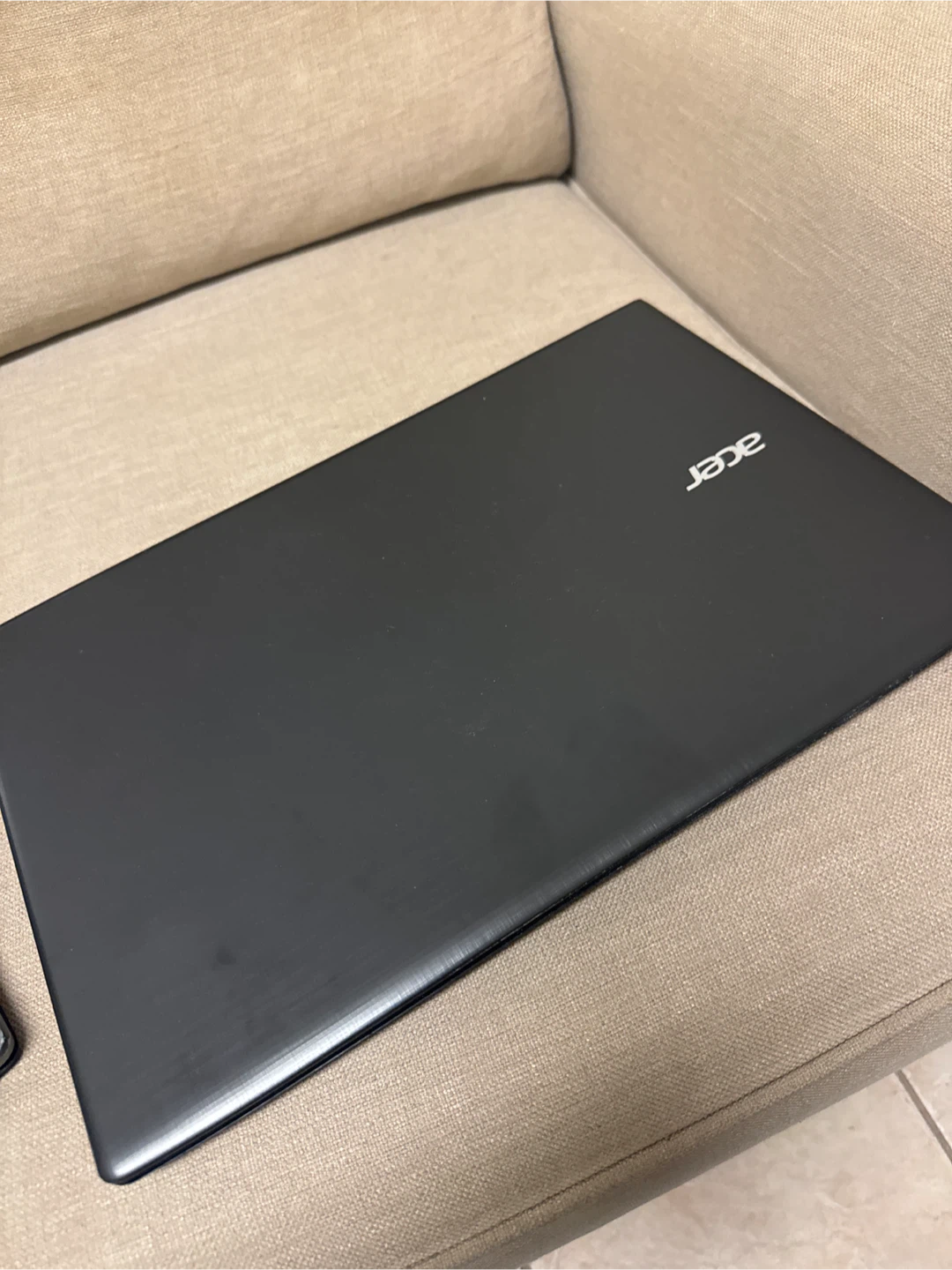 Acer Aspire Laptop - photo 2