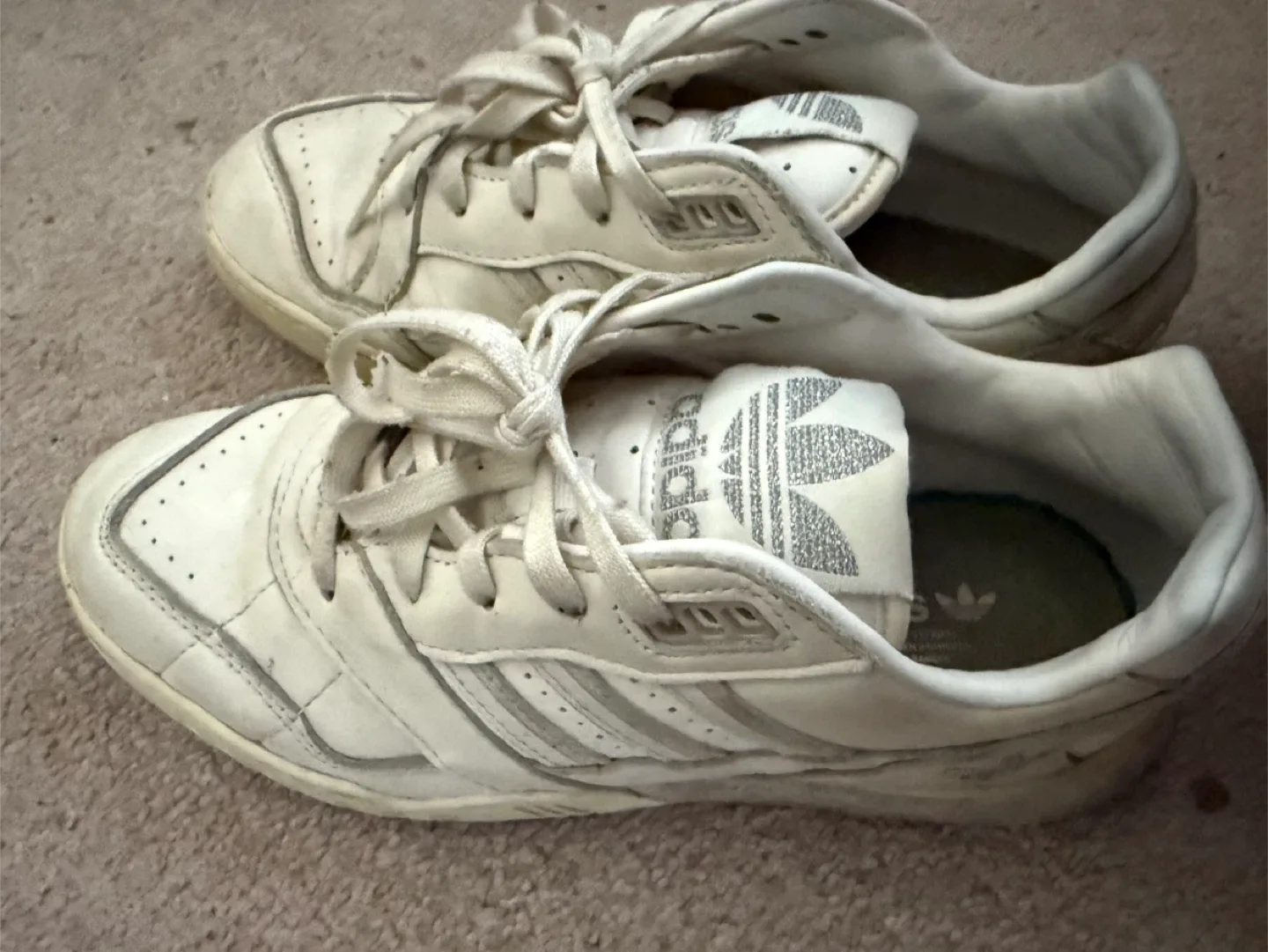 Adidas White Leather Sneakers size 5 image indicator(3)