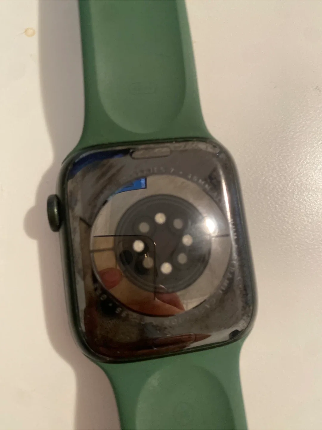 Apple Watch Series 7 Green image indicator(2)