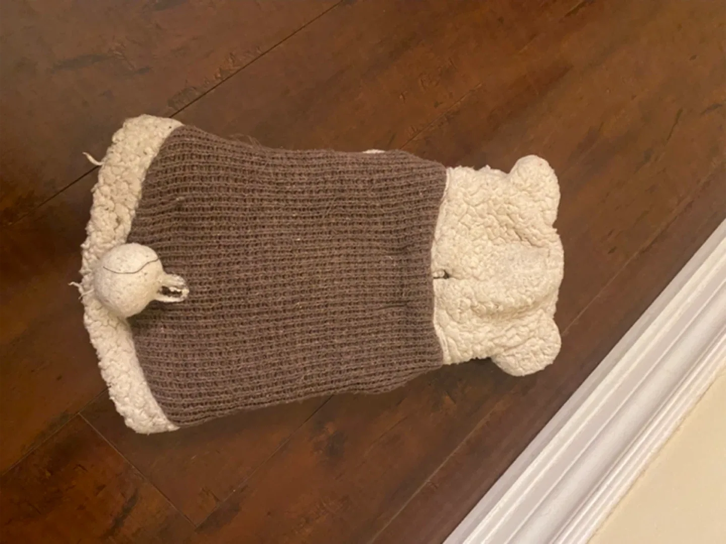 Wrigglewood Dog Coat - Brown & Cream image indicator(2)