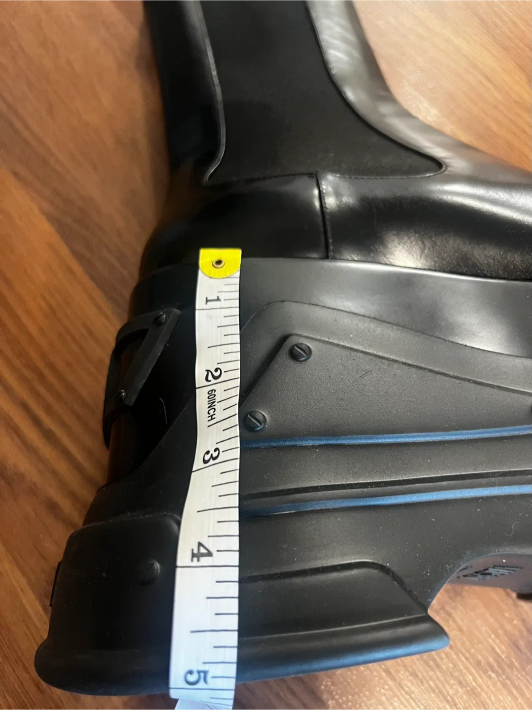 Authentic BNWT Versace Anthem Leather Boots 39 image indicator(5)