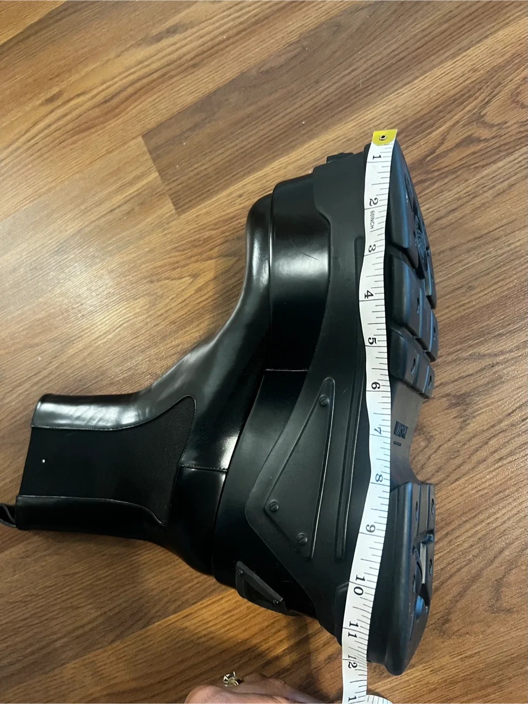 Authentic BNWT Versace Anthem Leather Boots 39 image indicator(6)