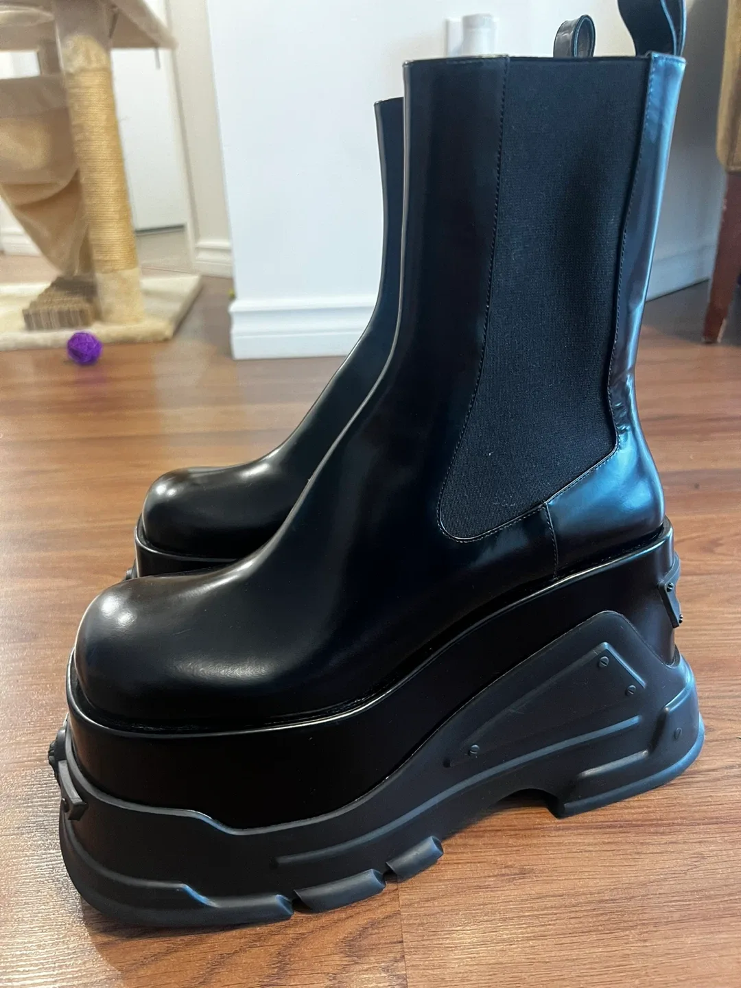 Authentic BNWT Versace Anthem Leather Boots 39 image indicator(9)