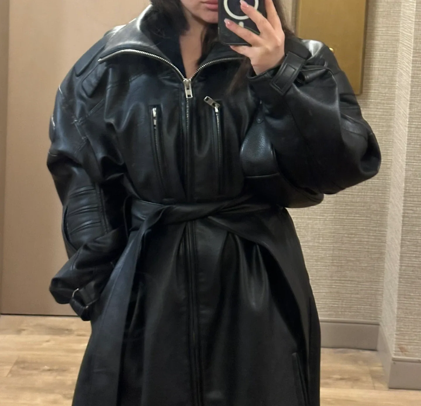 KHY Black Leather Trench Coat image indicator(4)