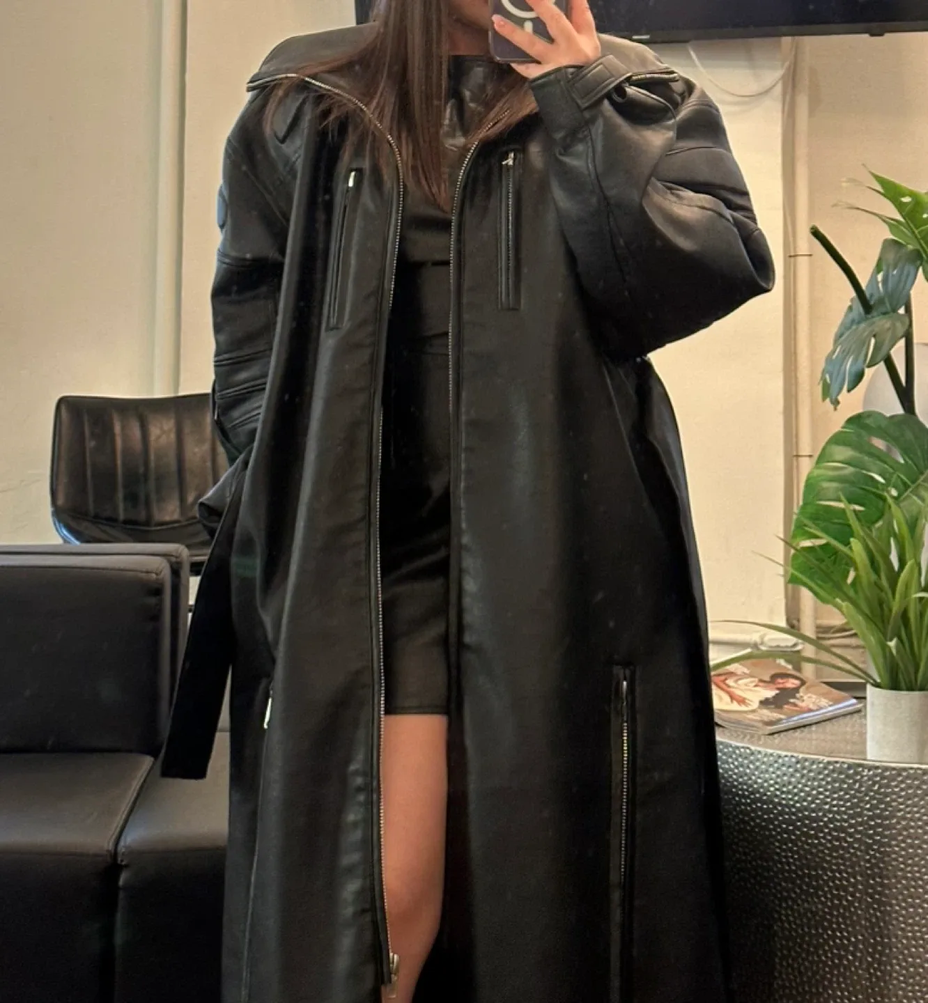 KHY Black Leather Trench Coat image indicator(5)