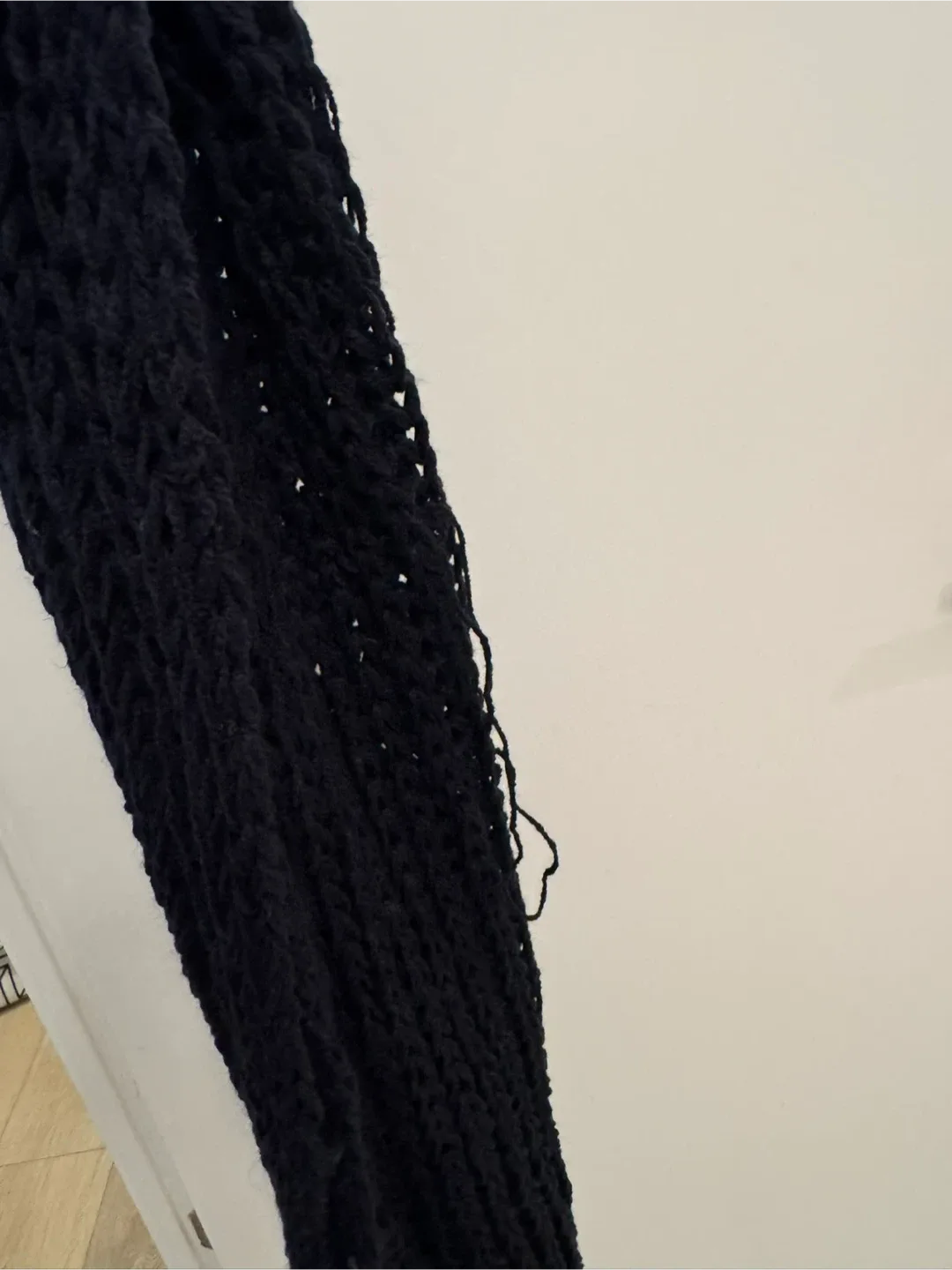 Free Black Knit Scarf image indicator(3)