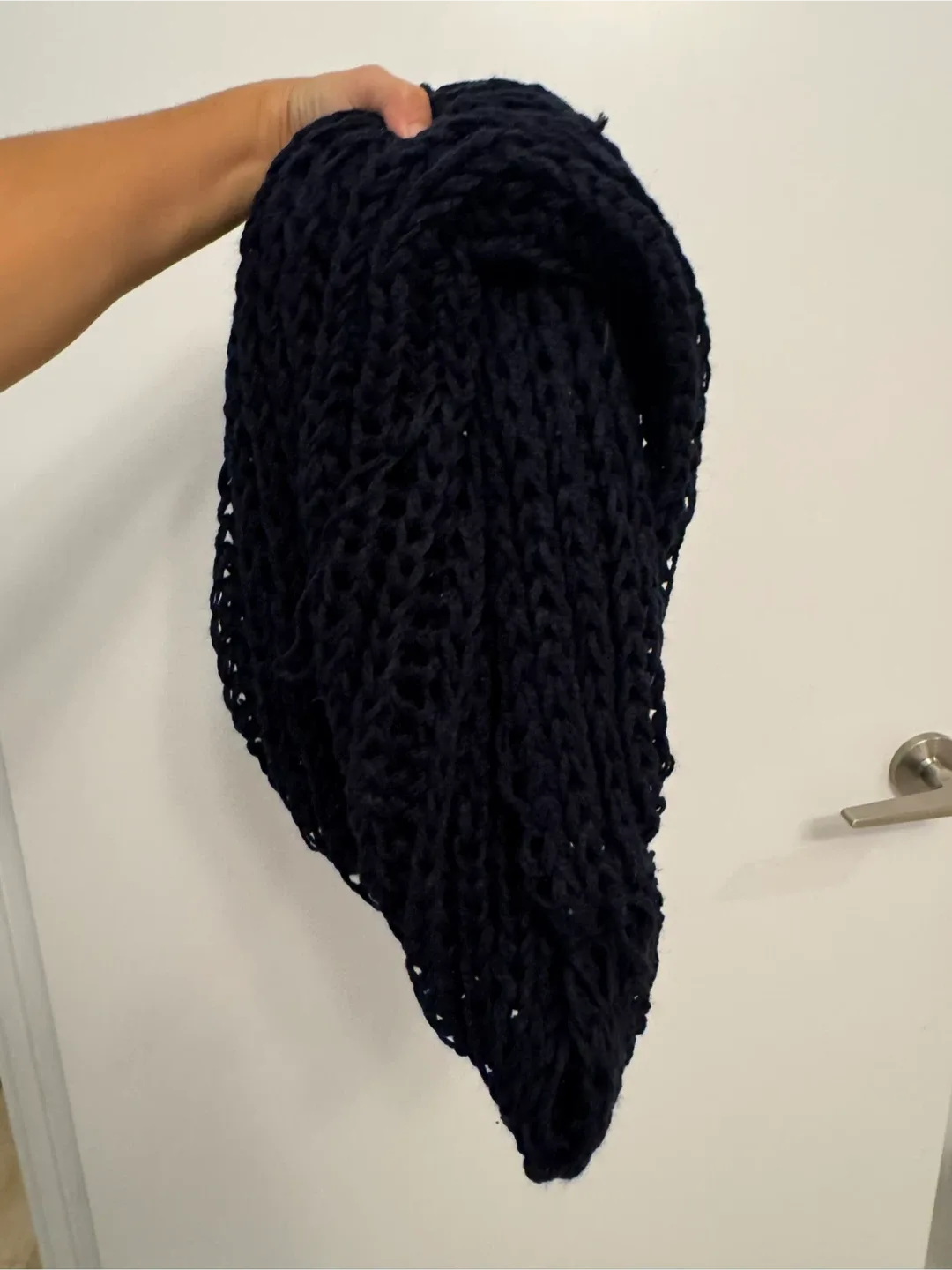 Free Black Knit Scarf image indicator(2)