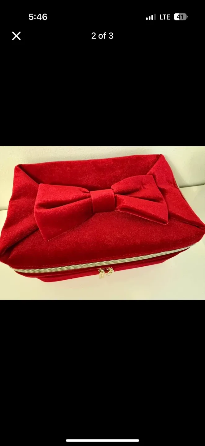 Kelly & Katie Red Velvet Bow Cosmetic Bag thumbnail