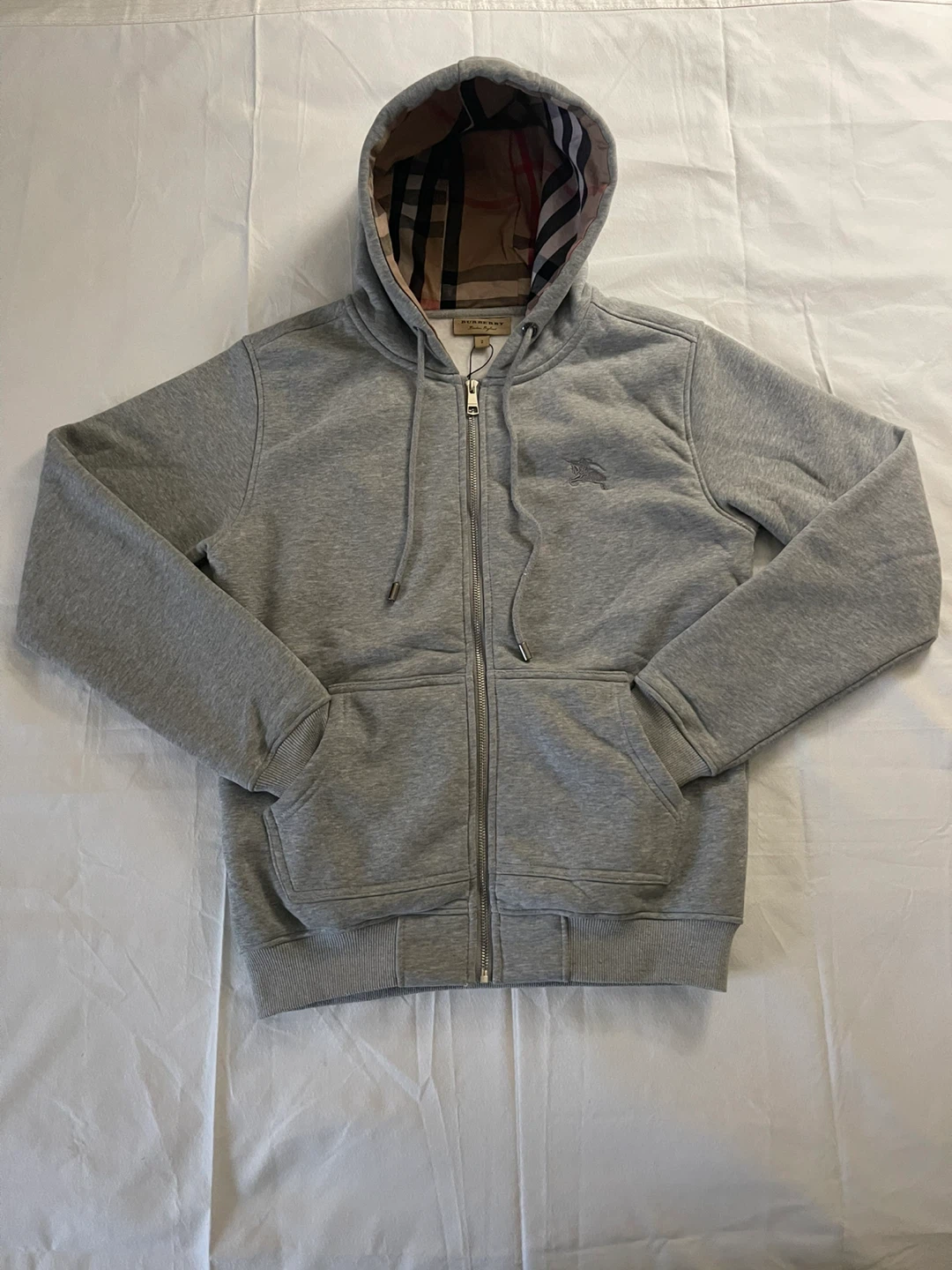 Burberry zipup