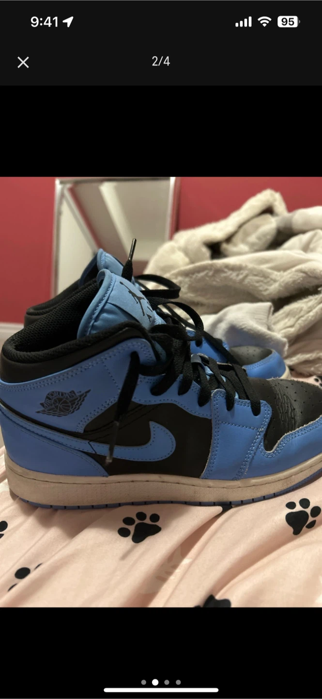 Air Jordan 1 Mid UNC Blue/Black - photo 2