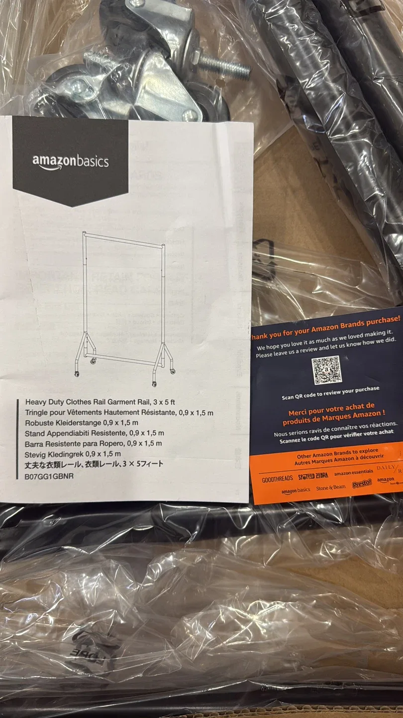 New AmazonBasics Heavy Duty Clothes Rail Garment Rack image indicator(4)