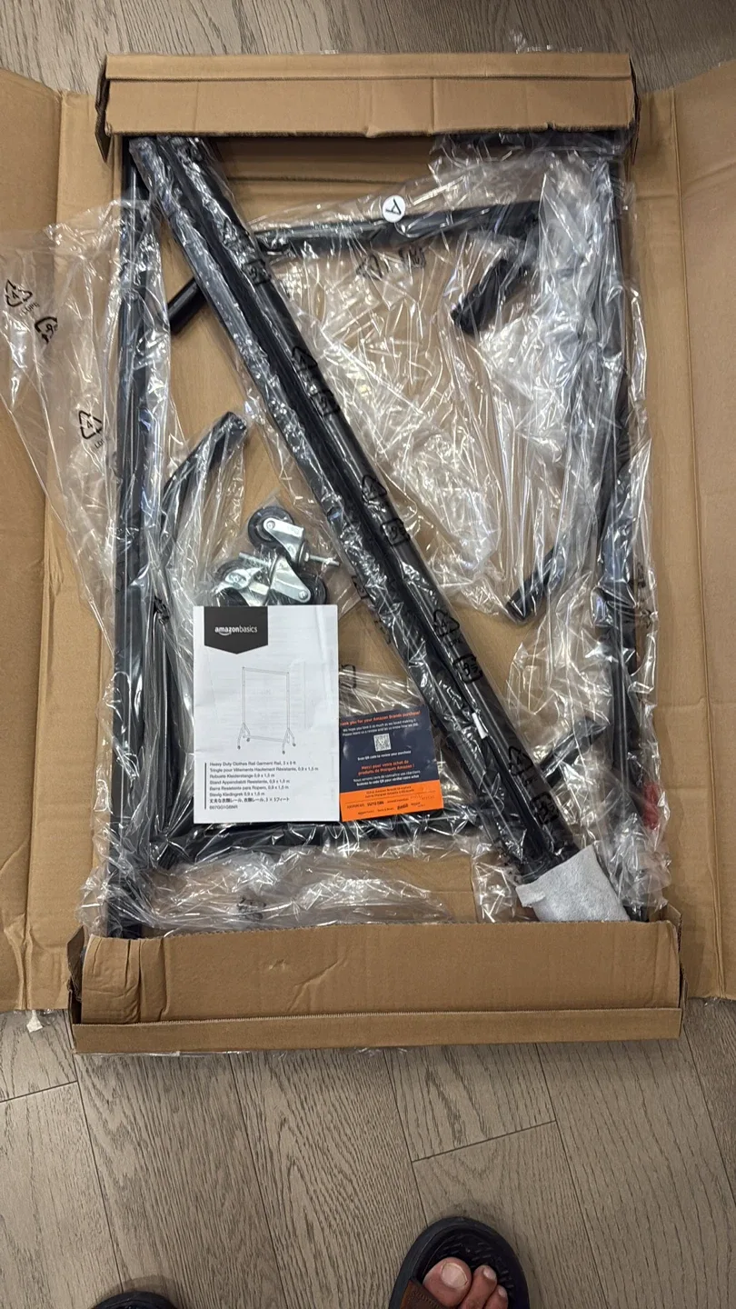 New AmazonBasics Heavy Duty Clothes Rail Garment Rack image indicator(3)