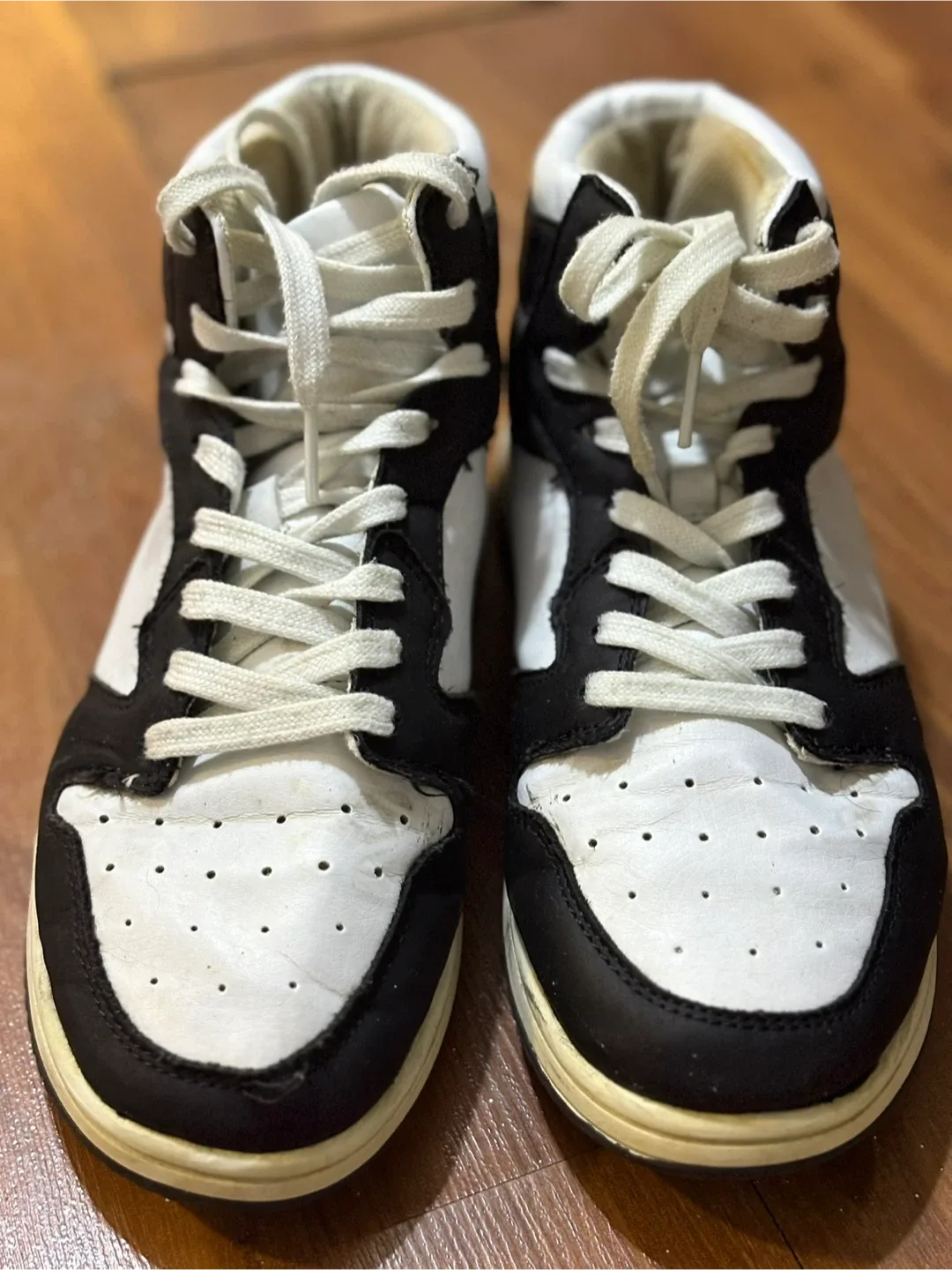 Nike Dunk High Retro Panda, Size 8 thumbnail