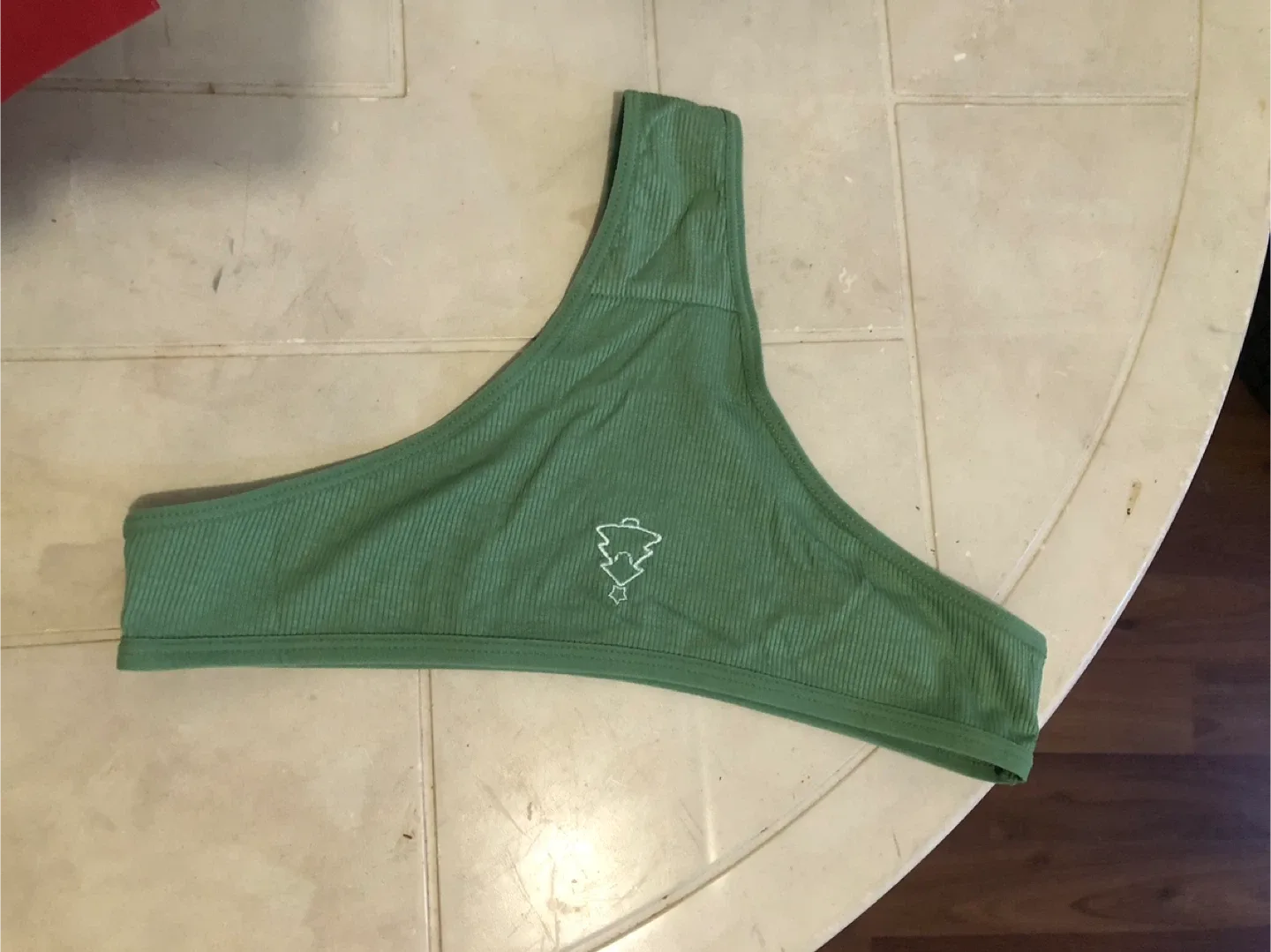Knotty Green Thong Set - Size S image indicator(3)