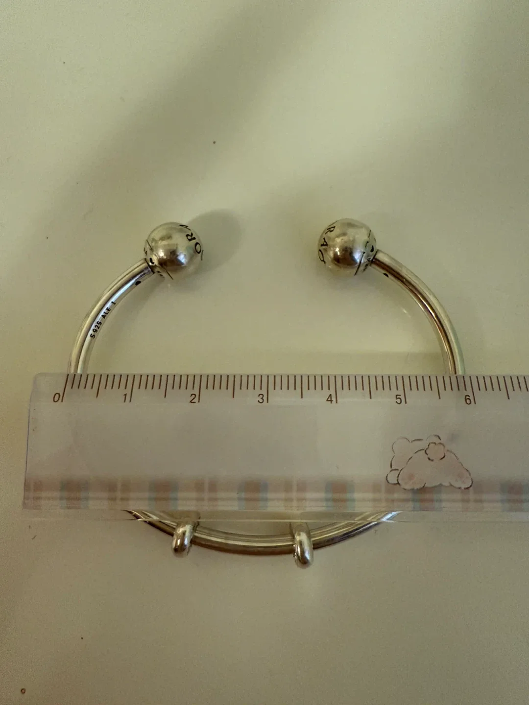 Pandora Bangle Bracelet image indicator(2)