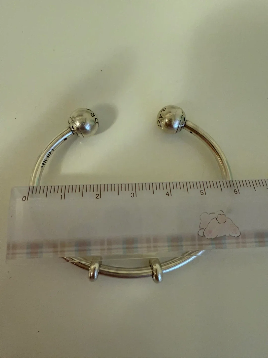 Pandora Bangle Bracelet image indicator(3)