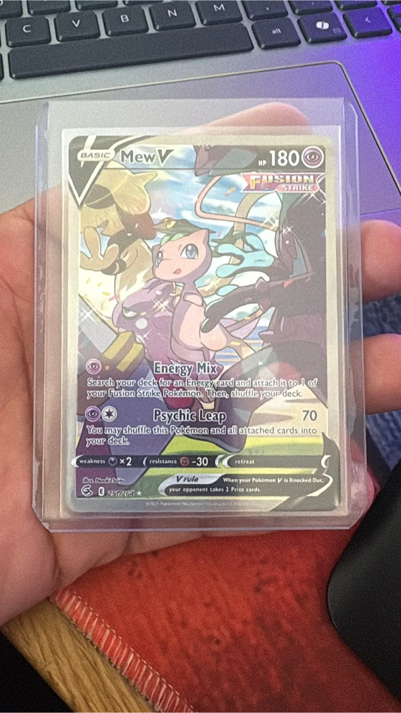 Mew V Alt Art - Pack Fresh - Near Mint