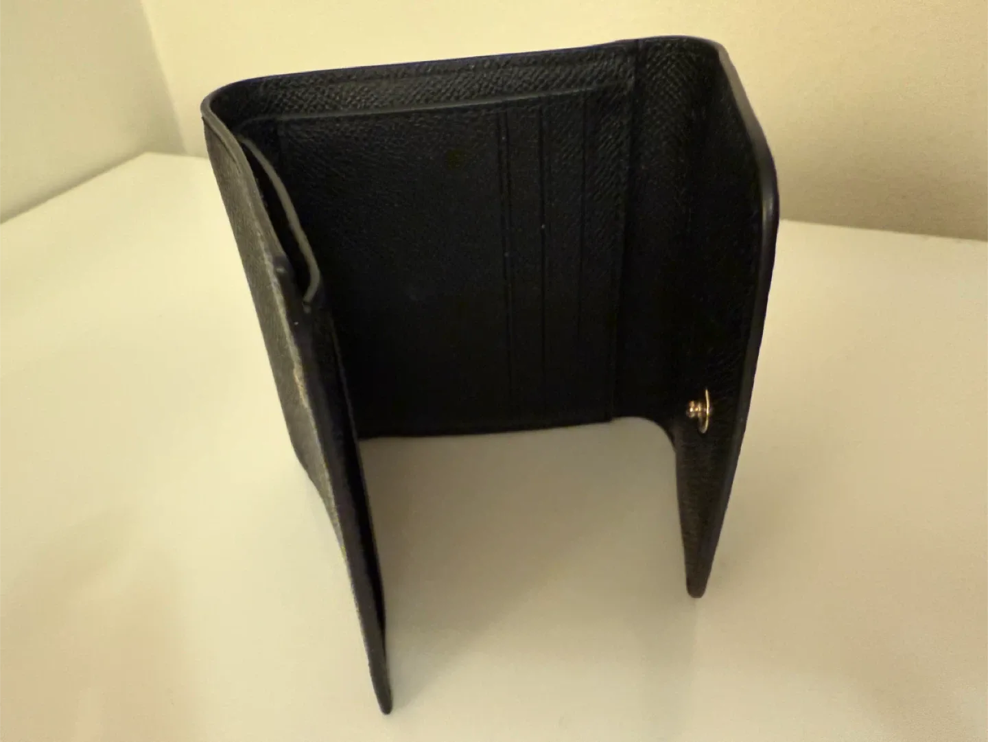 Coach Black Leather Trifold Wallet image indicator(4)