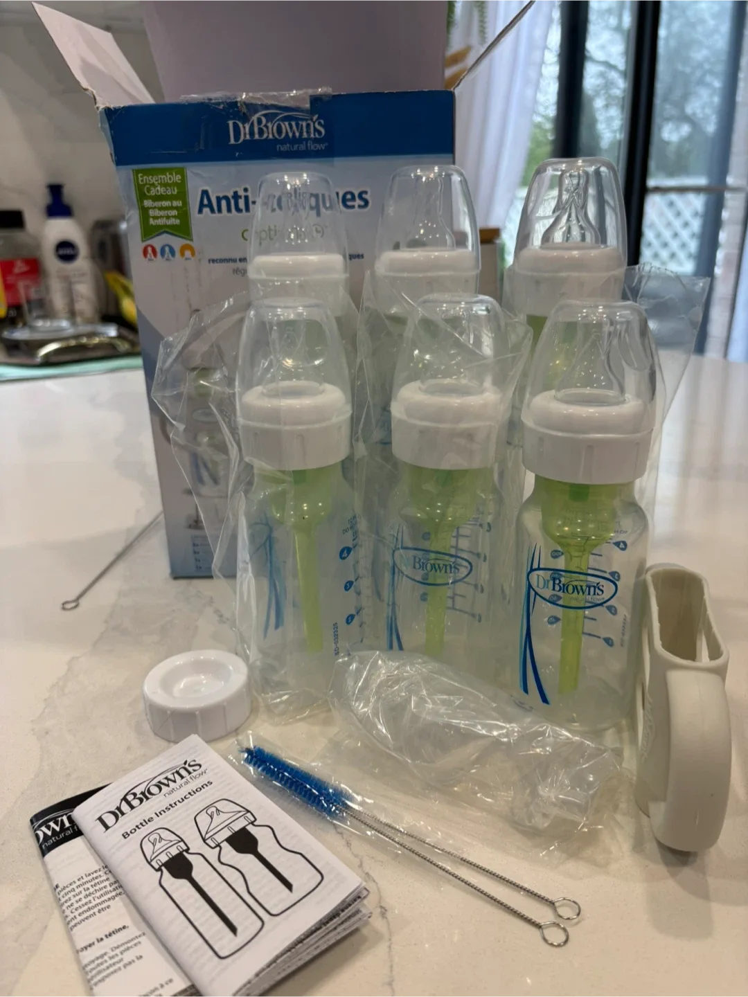 Dr. Brown's Anti-Colic Options+ Baby Bottle Gift Set image indicator(2)