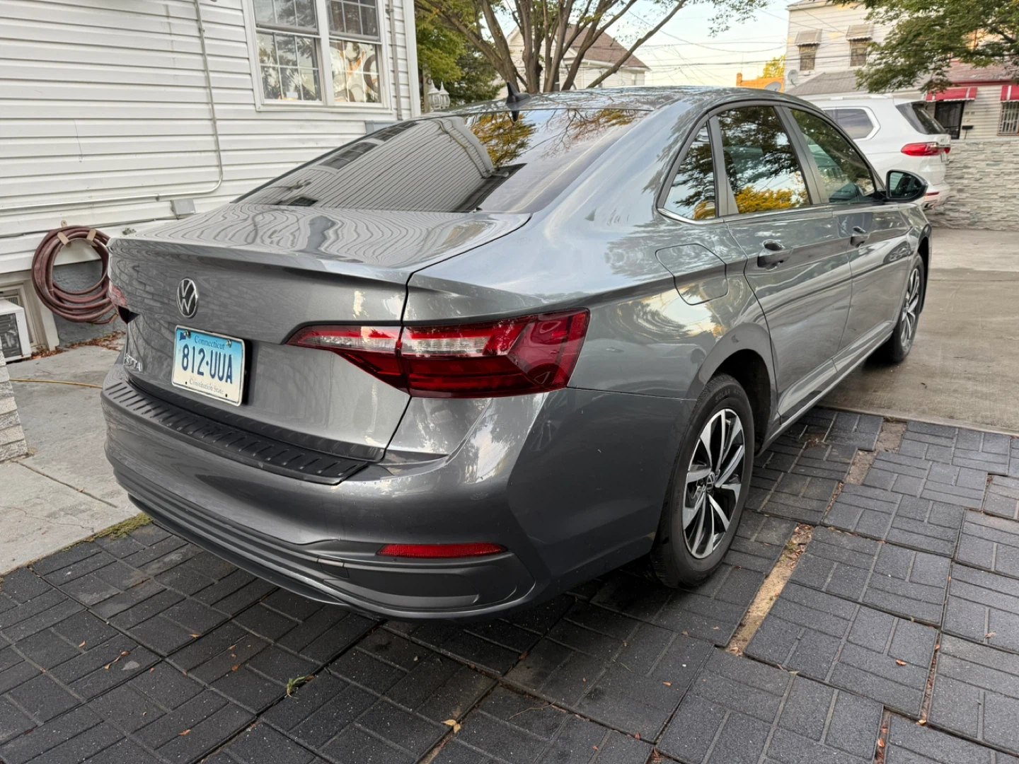 2022 Volkswagen Jetta - photo 3