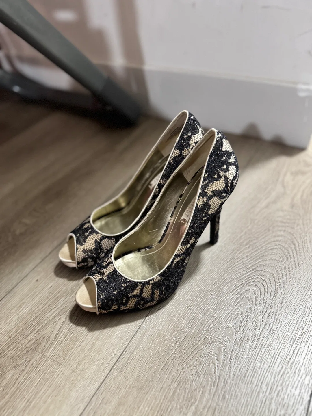 Nine West Heels - Size 8.5 thumbnail