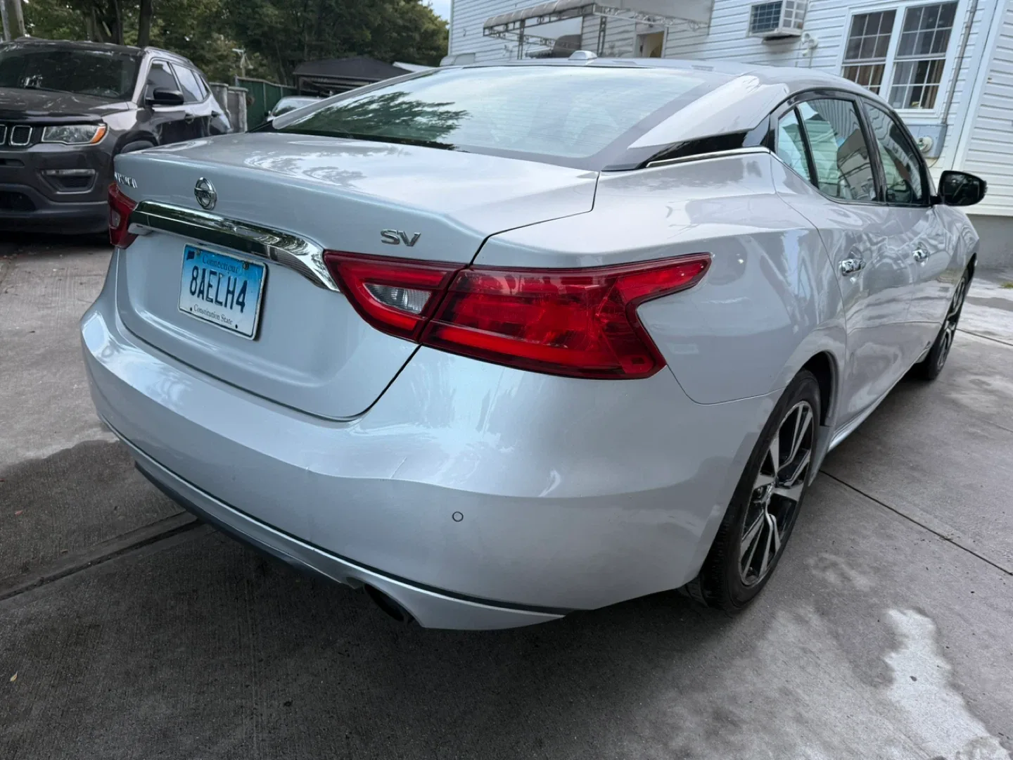 2018 Nissan Maxima SV - Silver Sedan image indicator(3)