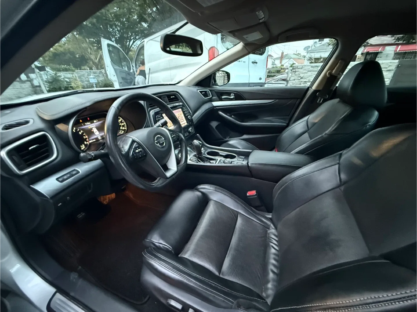 2018 Nissan Maxima SV - Silver Sedan image indicator(10)