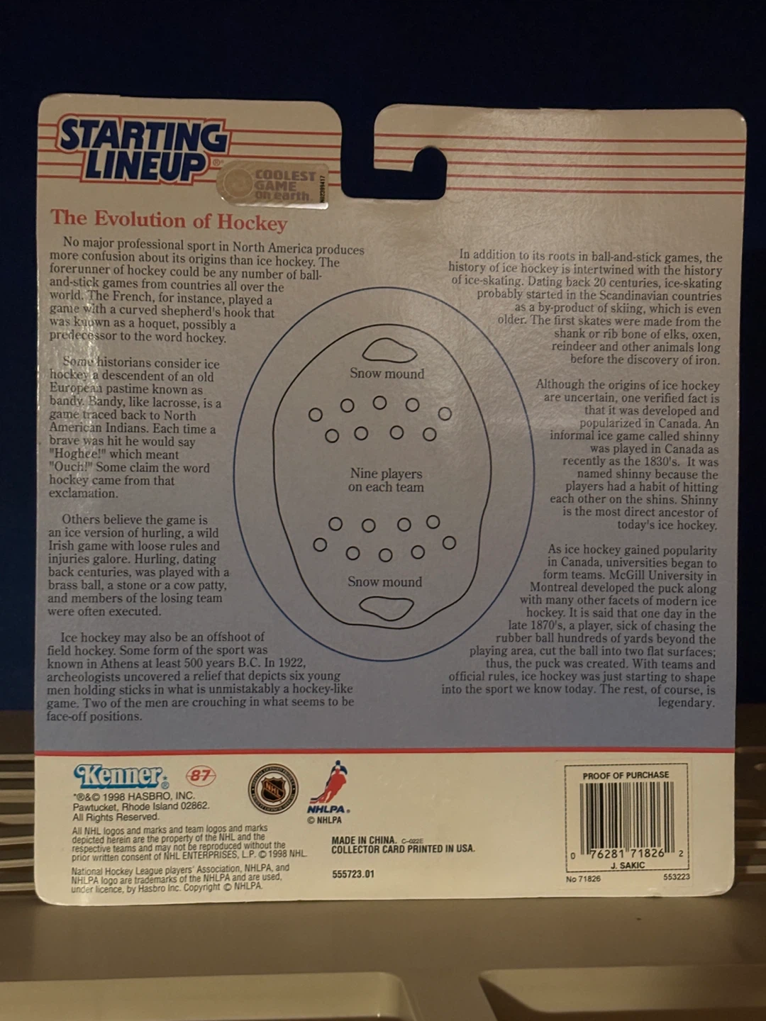 1998 Starting Lineup Joe Sakic with Stanley Cup - photo 2