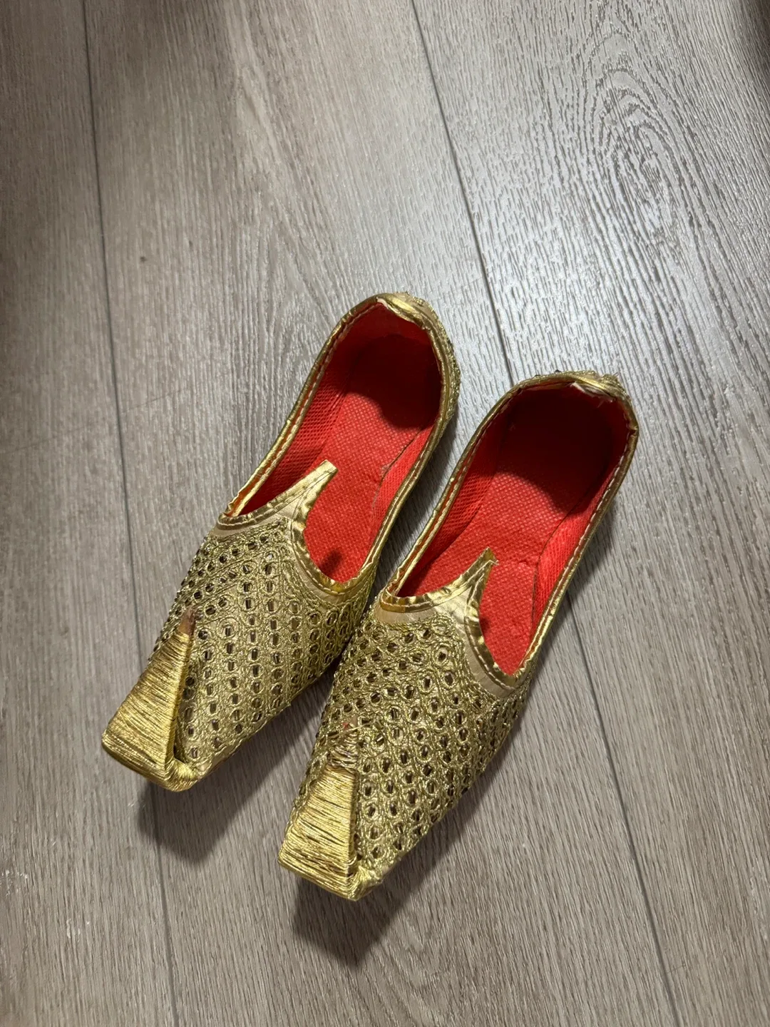 Gold Ethnic Shoes thumbnail