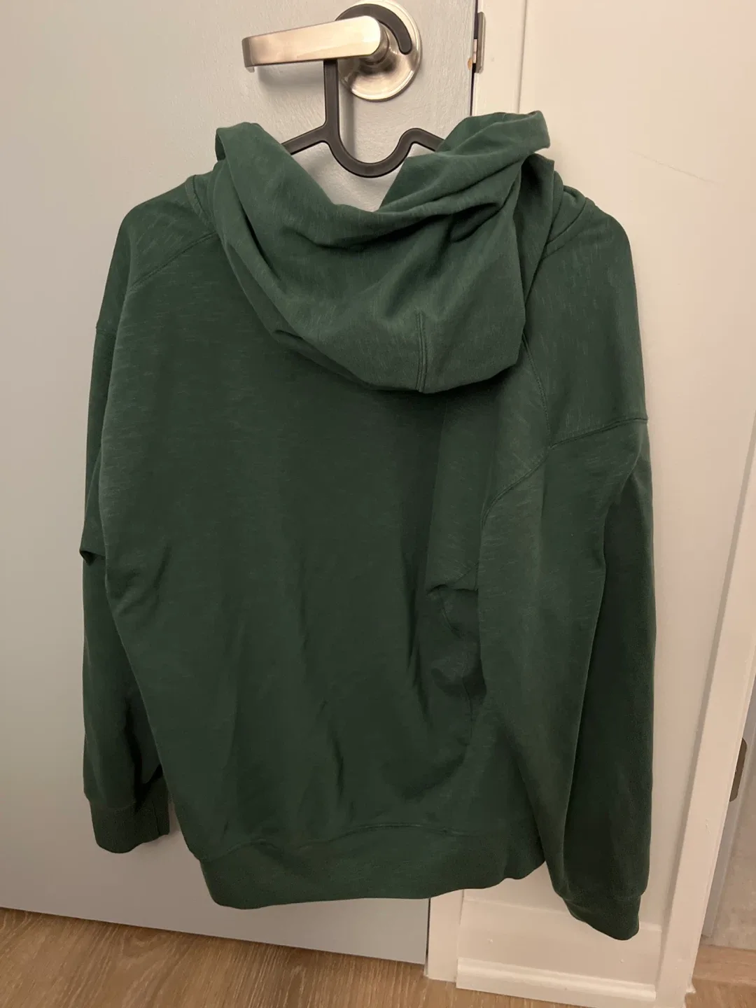 Uniqlo Green Full-Zip Hoodie, Size Medium image indicator(3)