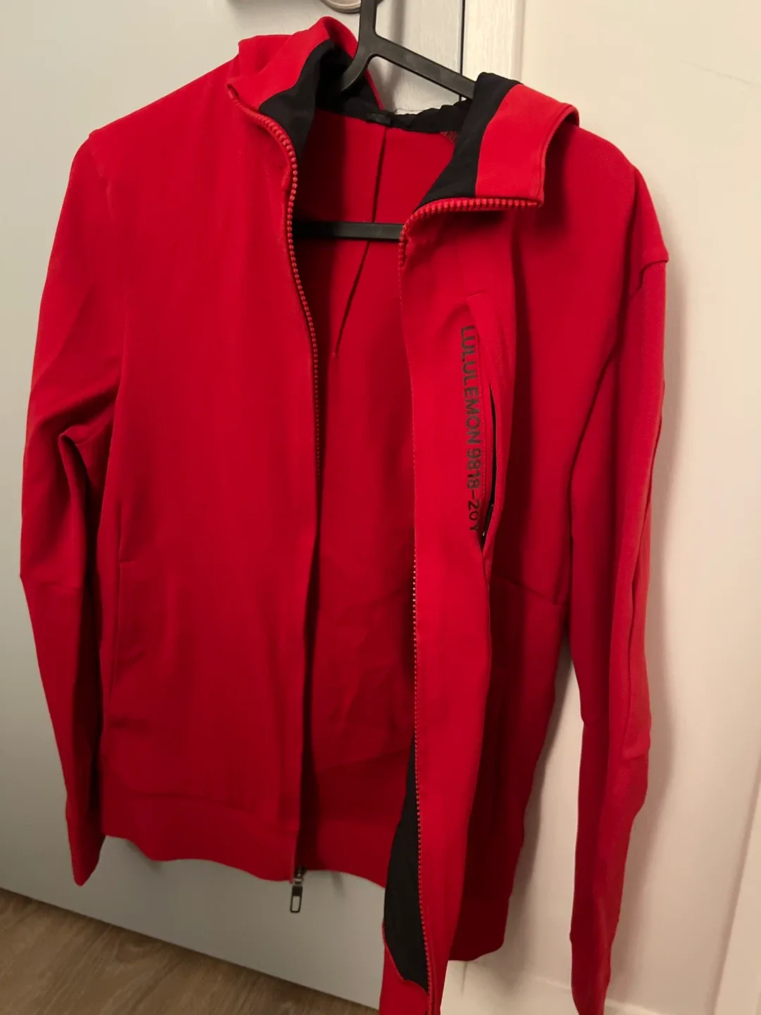 Lululemon Red Jacket image indicator(2)