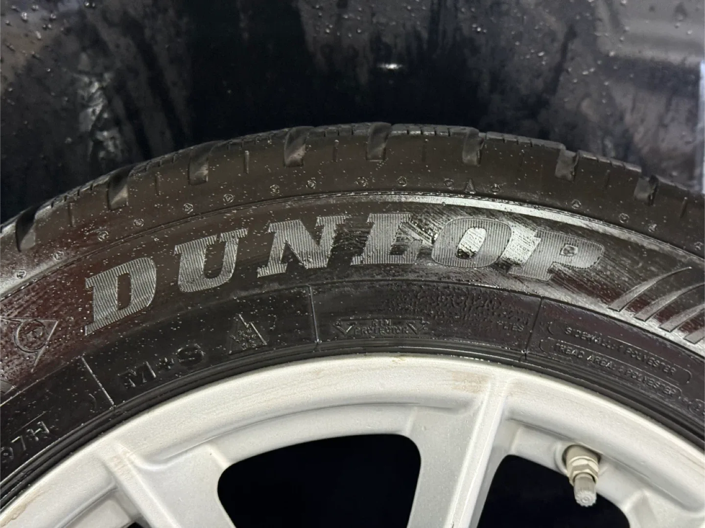 BMW Rims with Dunlop SP Winter Sport Tires image indicator(3)