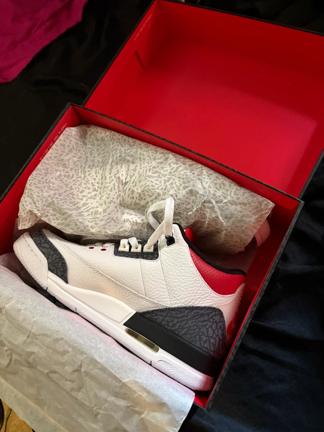 Nike Air Jordan 3 Retro White Cement Reimagined - Size 11 image indicator(2)